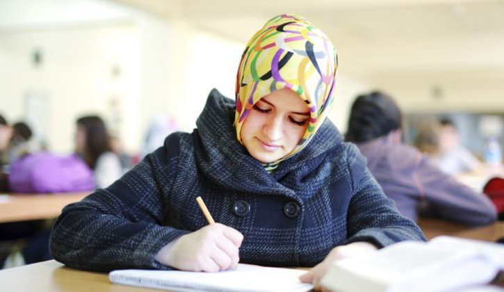 Si no se llega a un acuerdo, los alumnos musulmanes deberán hacer la Selectividad en ayunas