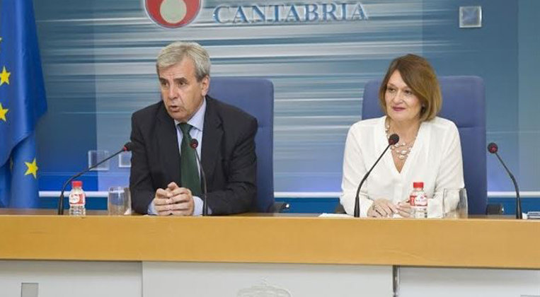 El consejero de Presidencia, Rafael de la Sierra, ha presentado la oferta de empleo público
