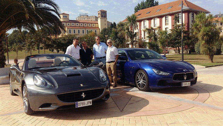 Un Ferrari y un Maserati son algunos de los superdeportivos que se pueden ver en Astillero