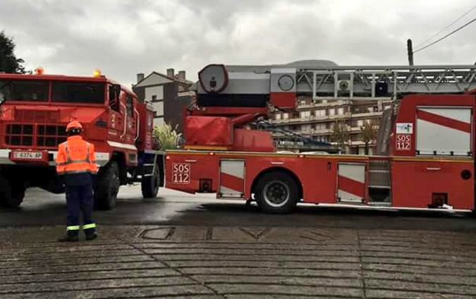 Los bomberos denuncian el riesgo al que se enfrentan los miembros de Protección Civil en Ramales de la Victoria