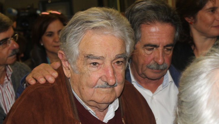 El expresidente de Uruguay, José Mujica, junto a Miguel Ángel Revilla