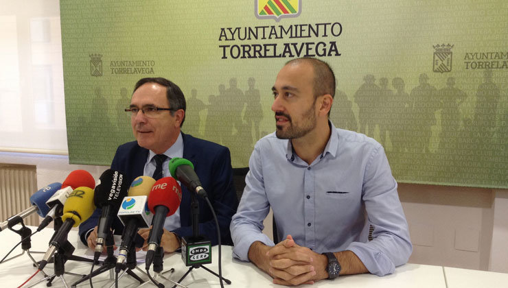 Cruz Viadero y López Estrada en rueda de prensa