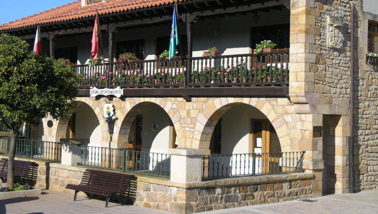 Ayuntamiento de Alfoz de Lloredo