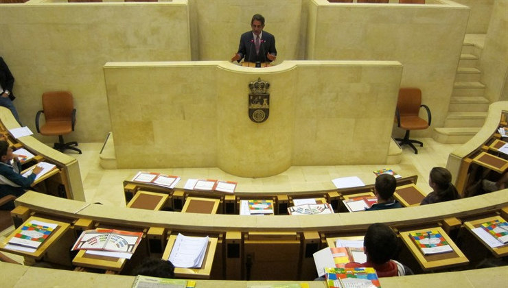 Imagen de archivo de Miguel Ángel Revilla en el Parlamento