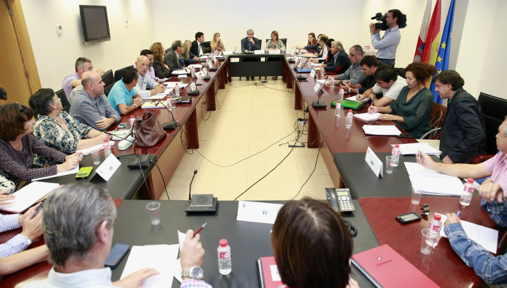 Imagen de archivo de una reunión de la Mesa de la Función Pública