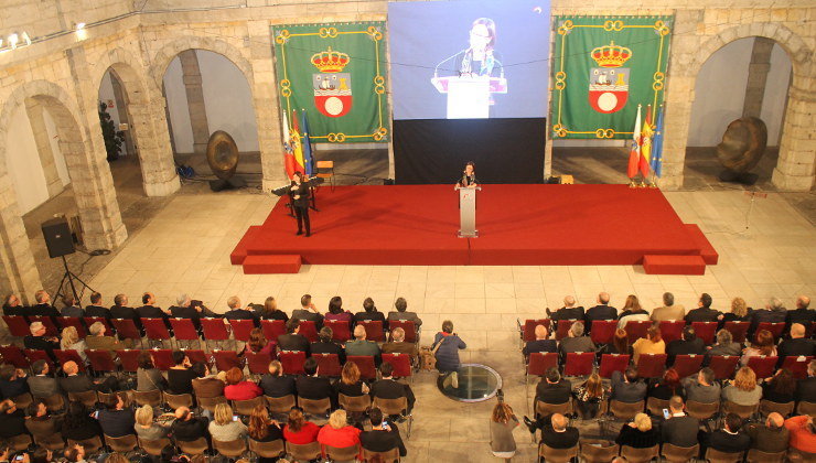 La presidenta del Parlamento de Cantabria, Dolores Gorostiaga, durante el 35 Aniversario del Estatuto de Autonomía