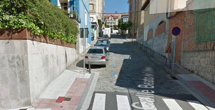 Calle Beato de Liébana, esquina con calle Cisneros