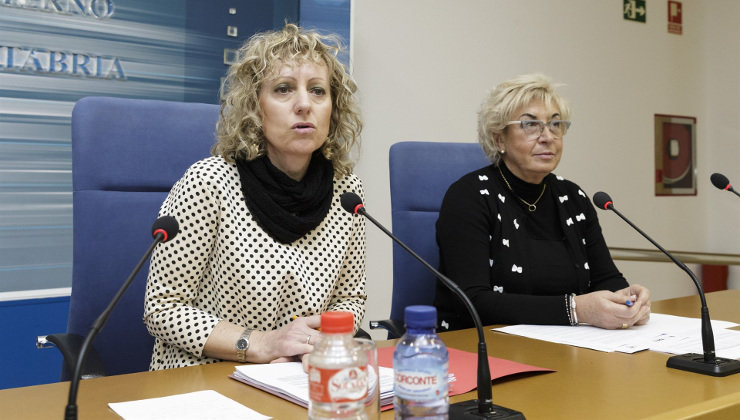 La vicepresidenta de Cantabria, Eva Díaz Tezanos, y la directora del ICASS, Felisa Lois