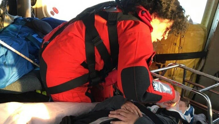 Un niño francés ha caído seis metros por un acantilado en Noja