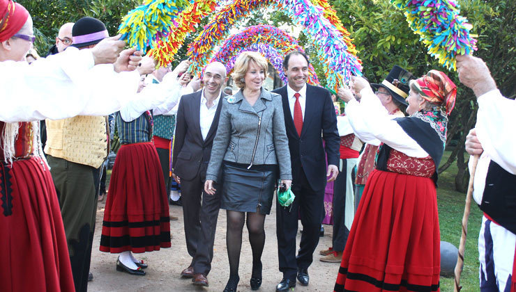 El exalcalde de Noja del PP, Jesús Díaz, junto a Esperanza Aguirre e Ignacio Diego