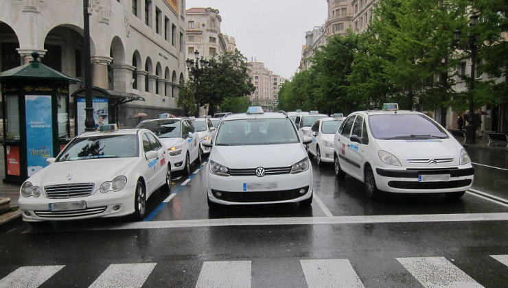 Manifestación de taxistas en Santander