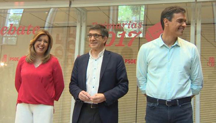 Susana Díaz, Patxi López y Pedro Sánchez, antes del debate