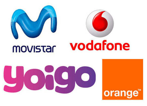 Logotipos de las operadoras de telefonía móvil que incurren en prácticas abusivas. Foto: Público