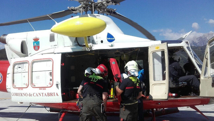El trabajador ha sido evacuado en el helicóptero medicalizado del Gobierno