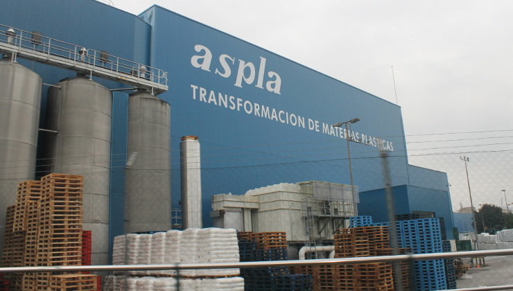 Los trabajadores de Aspla suministrarán bobinas de plástico