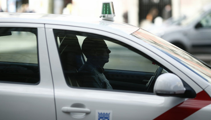 Los taxis de Madrid que se adquieran a partir de 2018 deberán ser ecológicos