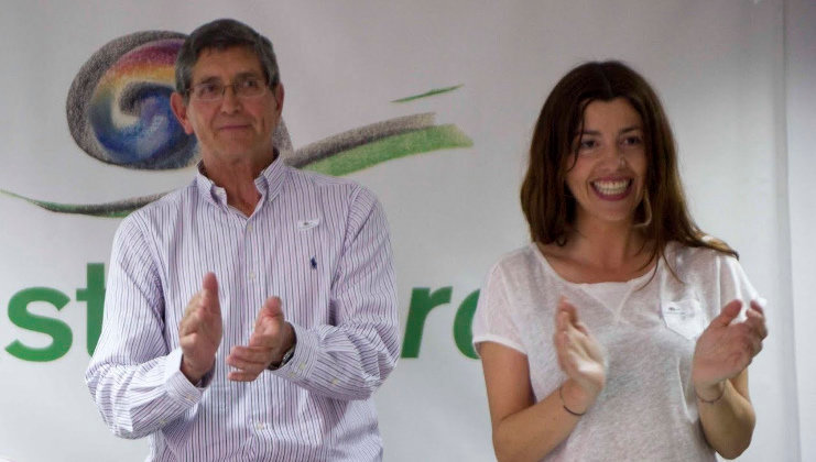 El alcalde de Castro Urdiales, Ángel Díaz Munío, y la concejala de Turismo, Patricia Camino