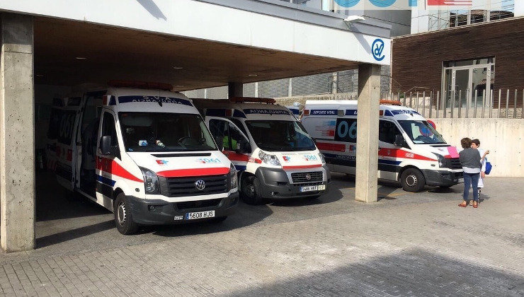 Ambulancias del 061 en Valdecilla