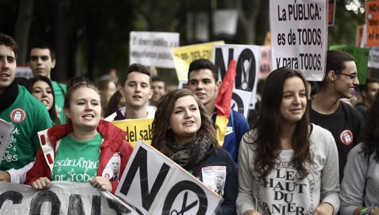 Estudiantes en una manifestación contra la LOMCE