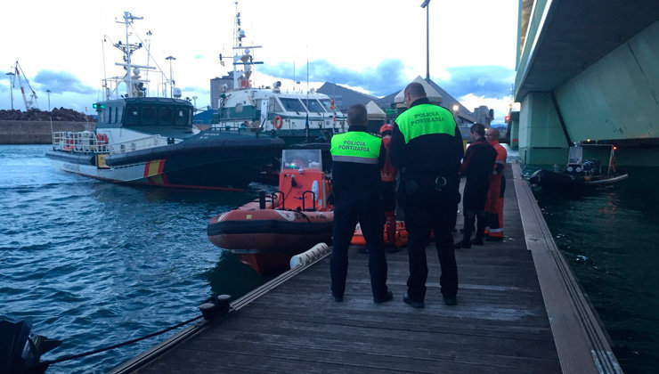 Efectivos de Salvamento Marítimo han recuperado el cadáver del piloto del barco &#39;Roma&#39;