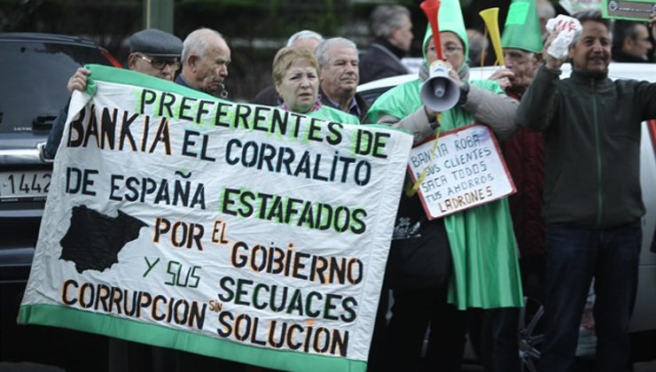 Protesta de afectados por las preferentes de Bankia