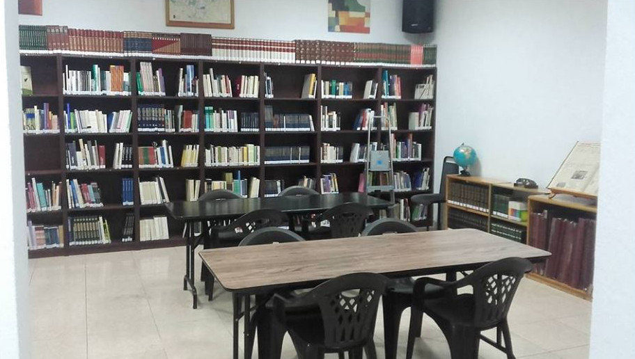 Biblioteca pública Penilla de Toranzo