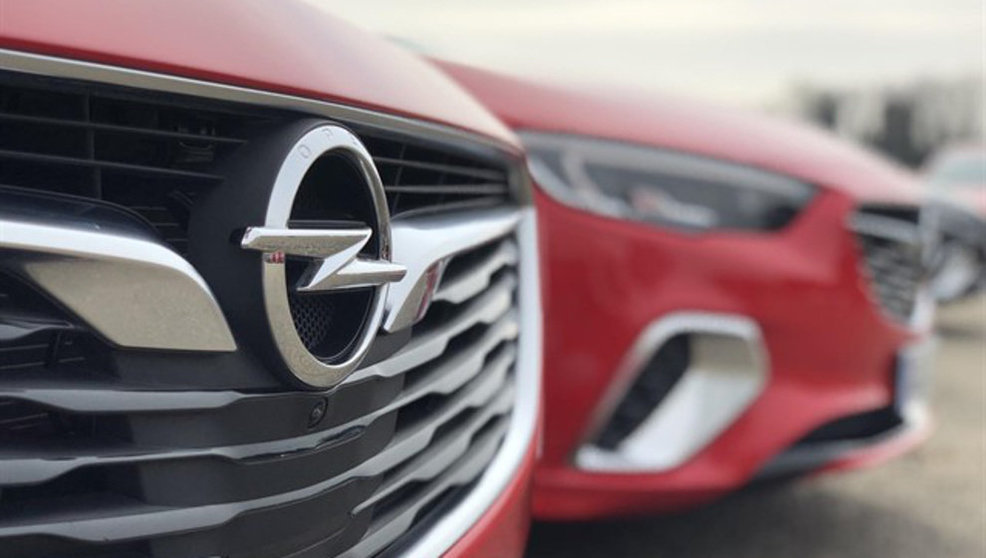 Opel está siendo investigada por posible fraude en sus motores