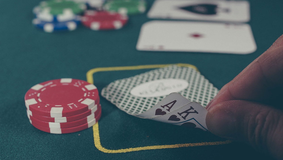La conveniencia de los casinos en línea radica en que ofrecen un amplio abanico de posibilidades de juegos para los usuarios
