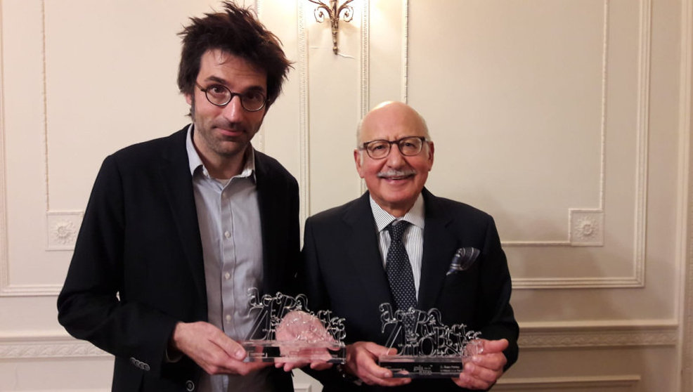 Marcos Díez y Federico Lucendo Pombo, con los premios de la Gala de las Letras