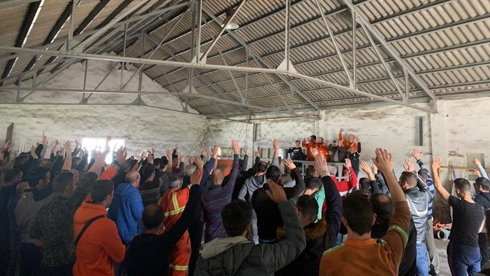 Asamblea de trabajadores en Sidenor Reinosa en la votación del calendario de movilizaciones