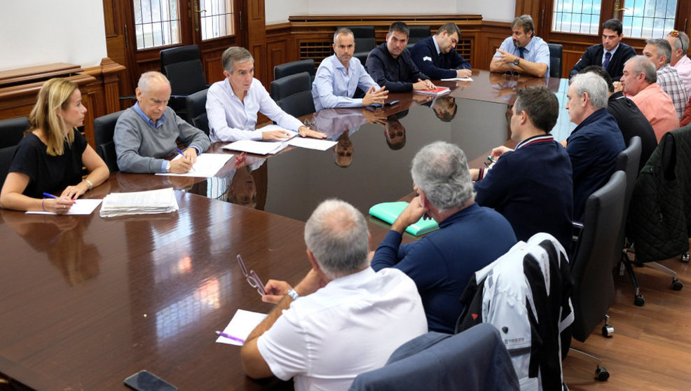 Reunión del nuevo comité del TUS con el Ayuntamiento de Santander