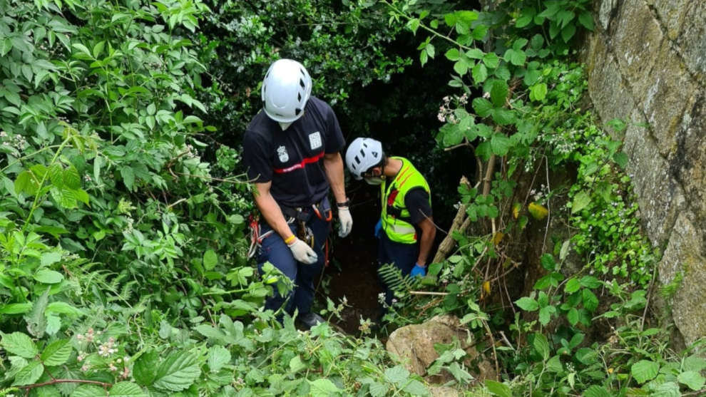 Rescate de un hombre caído desde un puente en Polaciones