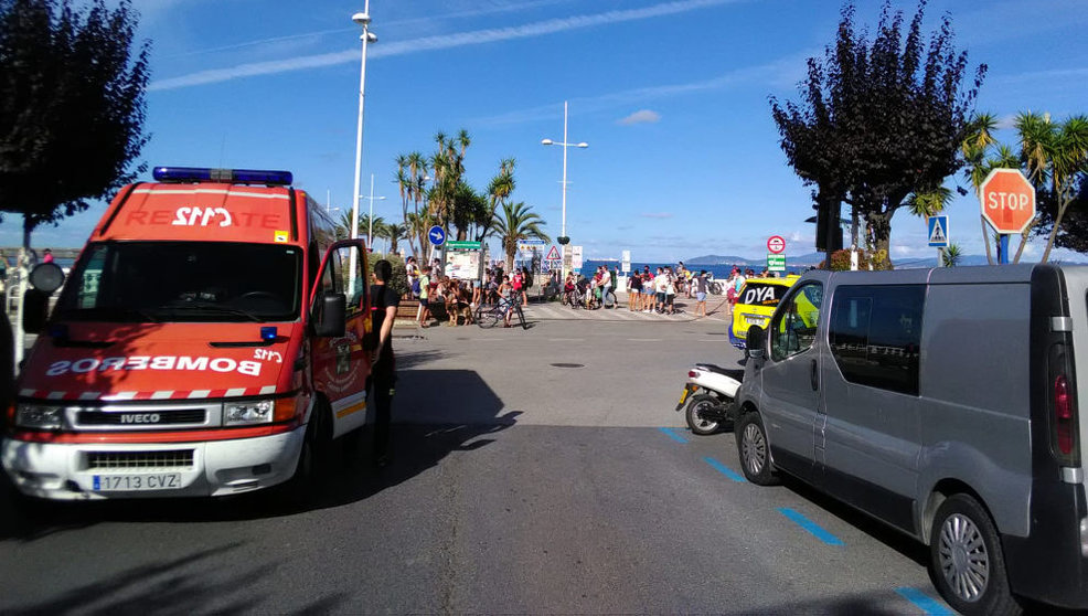 Evacuación del muelle de Don Luis de Castro Urdiales | Foto: Bomberos de Castro Urdiales