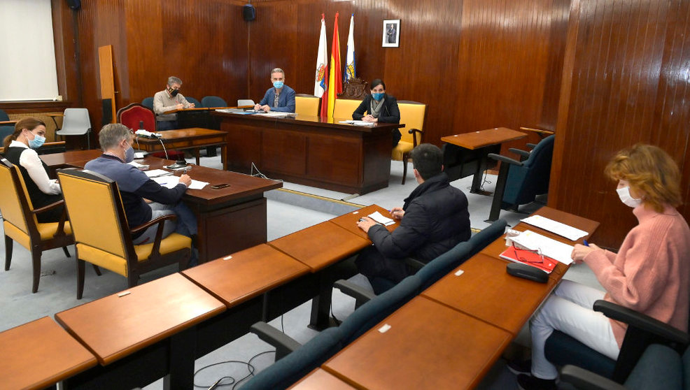 Reunión sobre ordenanzas fiscales de Santander