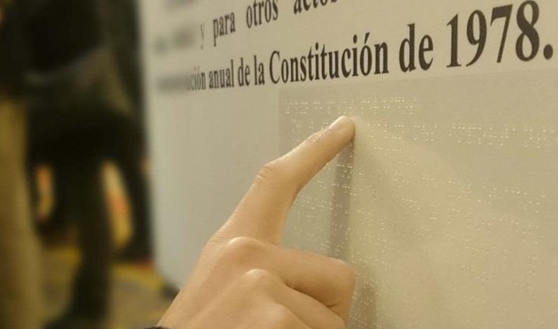 Constitución Española en Braille