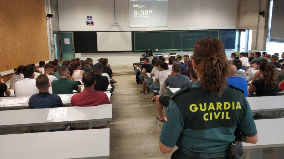 Imagen de archivo de un proceso de oposición para la Guardia Civil desarrollado en Murcia