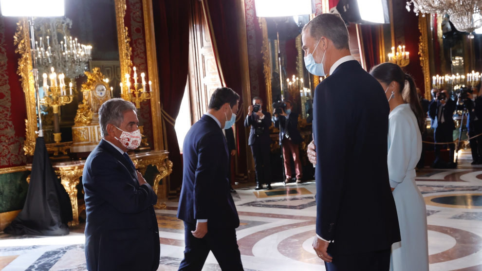 Miguel Ángel Revilla en la recepción oficial ofrecida por los Reyes de España en el Palacio Real