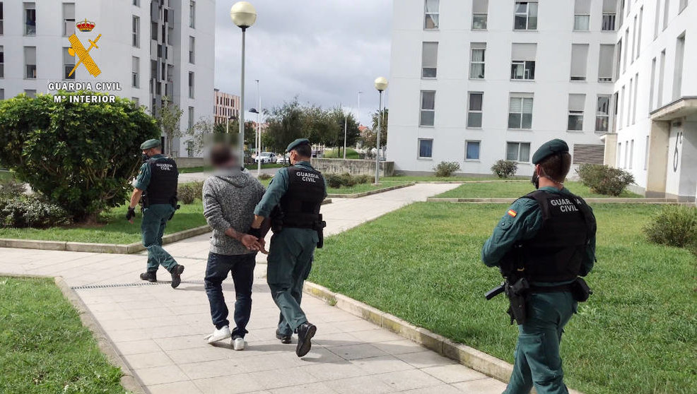 Detenido por agresión sexual y física a una mujer, a la que tuvo dos días retenida en su piso de Santander