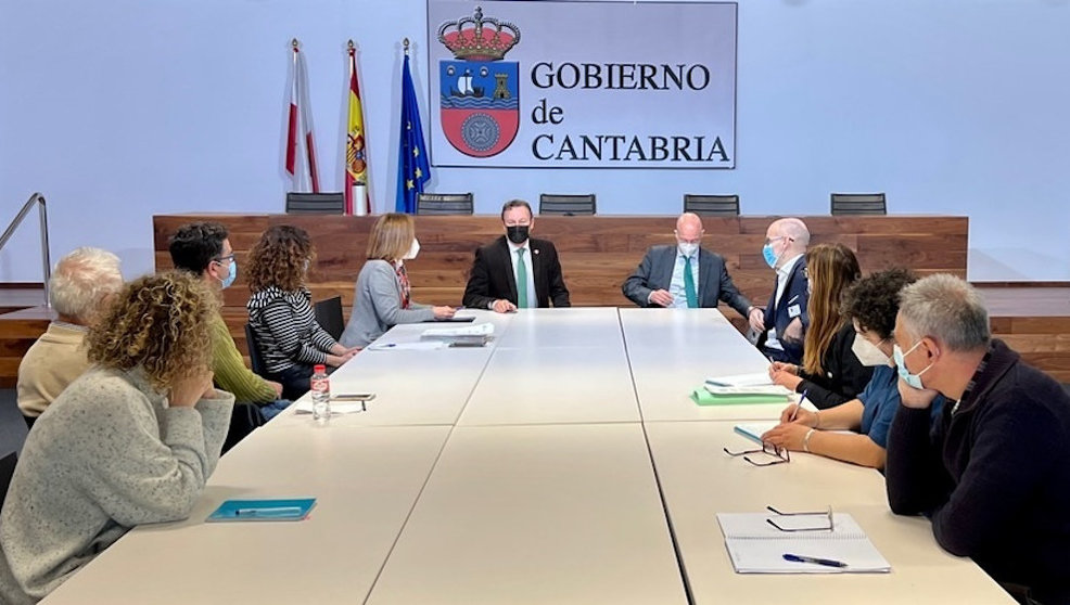 El presidente de FEGA, Miguel Ángel Riesgo, visita Cantabria para analizar la nueva PAC