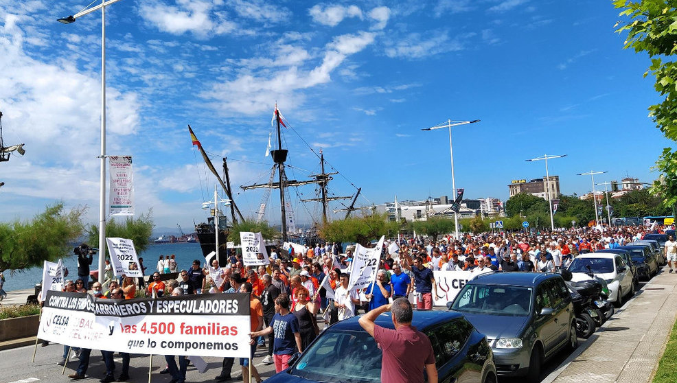 Manifestación de la plantilla de GSW en Cantabria por el mantenimiento del modelo industrial del Grupo Celsa 