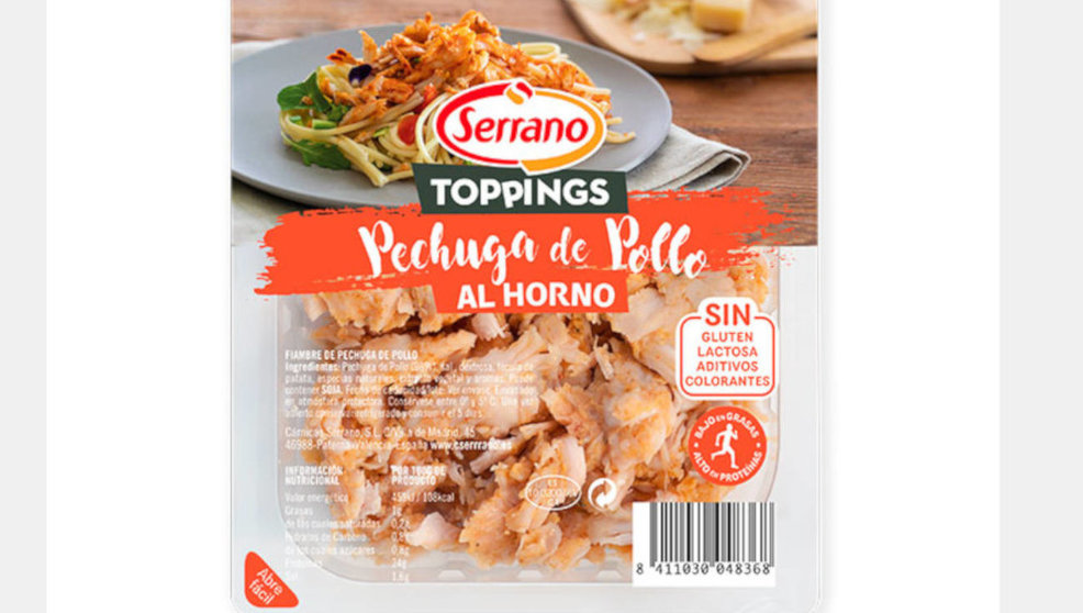 Toppings, pechuga de pollo al horno, de la marca Serrano