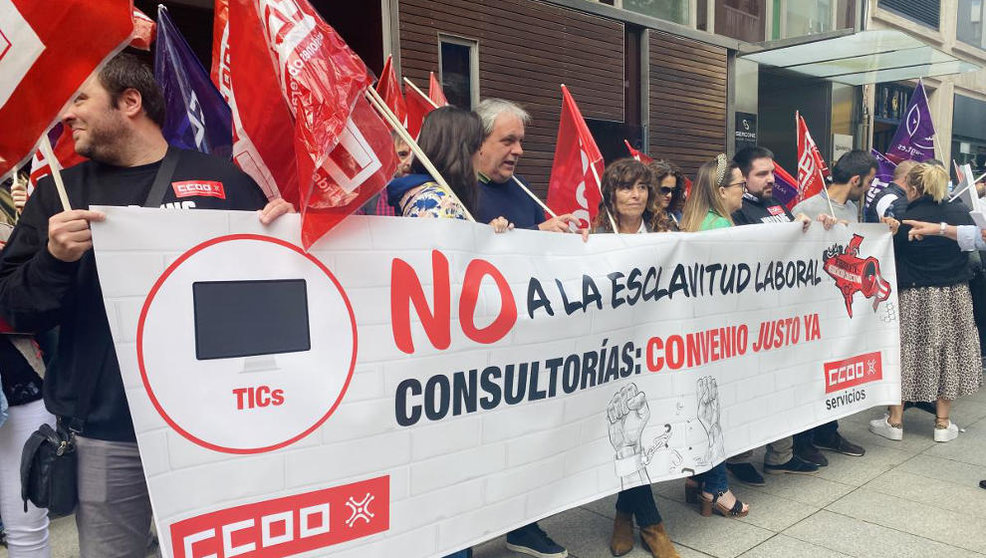 Huelga de consultorías. Foto: CCOO Cantabria