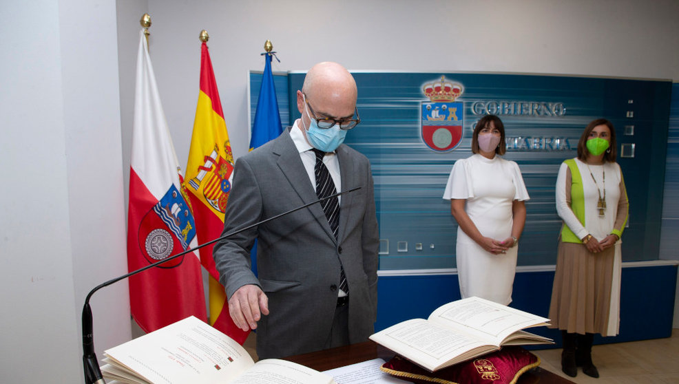 Toma de posesión del nuevo Interventor General, Javier Marín García, con la exconsejera María García al fondonr
5 nov 21