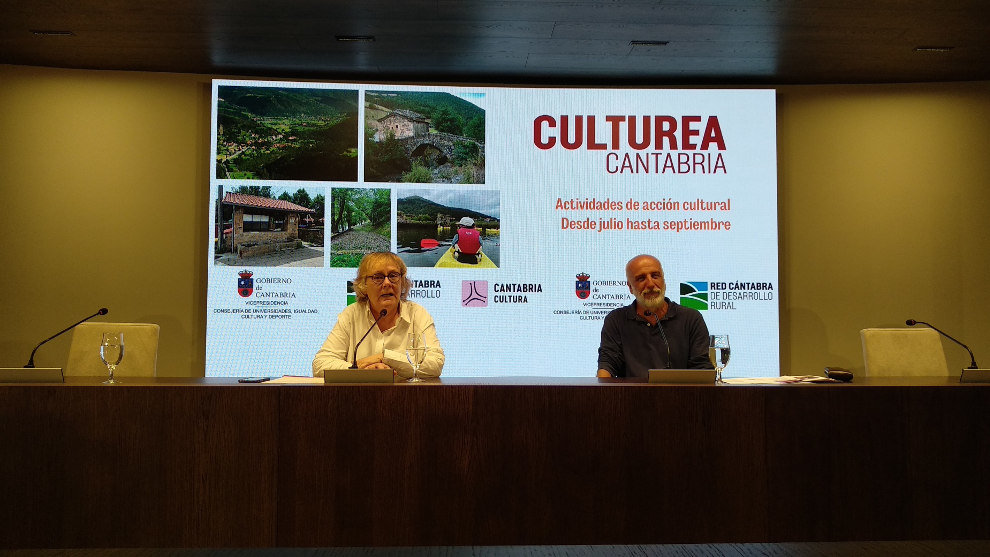 Gema Agudo y Fernando Isasi durante la presentación del programa 'Culturea Cantabria'