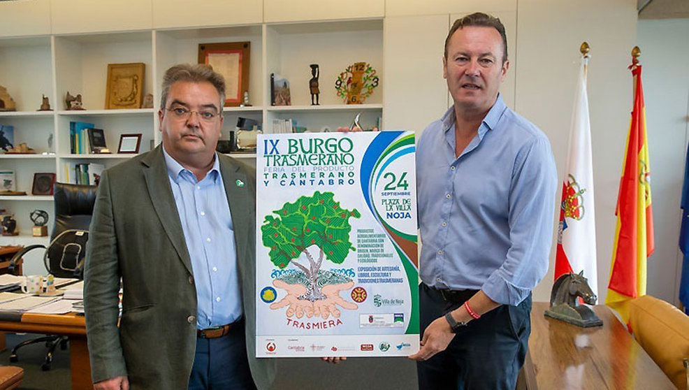 El consejero de Desarrollo Rural, Guillermo Blanco (dcha), y el alcalde de Noja, Miguel Ãngel Ruiz LavÃ­n, en la presentaciÃ³in del cartel de la feria

GOBIERNO DE CANTABRIA

16/9/2022