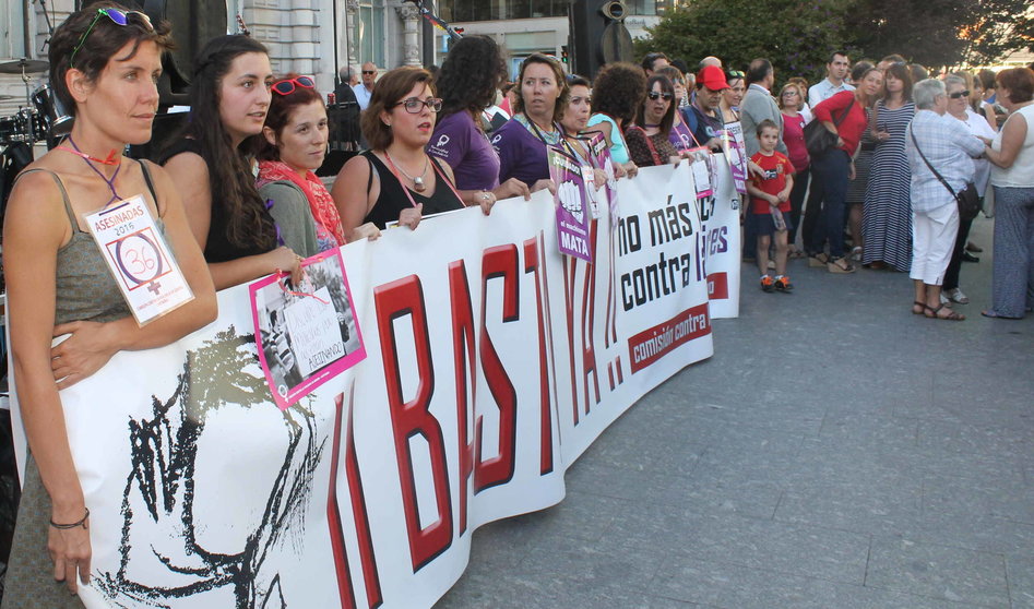 Manifestación en Santander contra la violencia de género