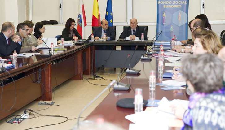 El consejero de Economía, Juan José Sota, ha presidido el Comité de Seguimiento del FSE