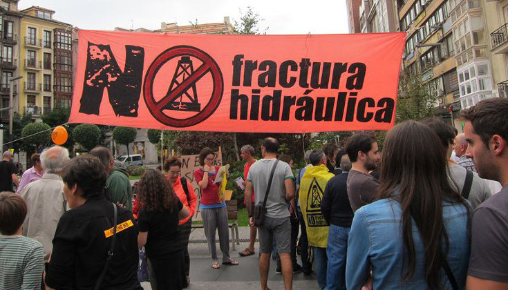 El Parlamento acuerda pedir que se prohiba el fracking en España