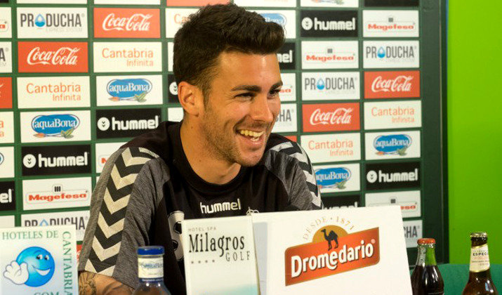 El centrocampista del Racing de Santander, Dani Rodríguez