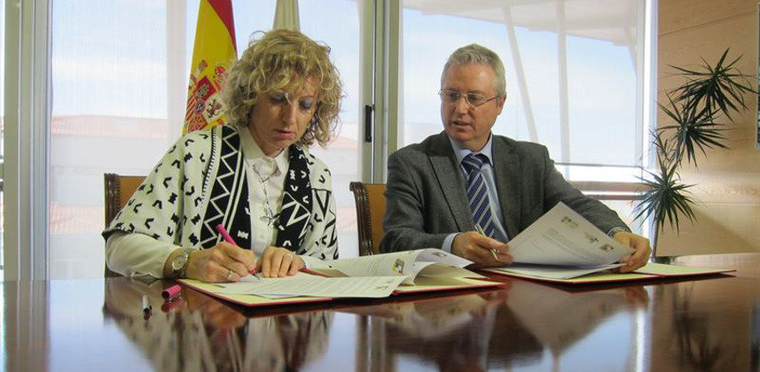 La vicepresidenta regional, Eva Díaz Tezanos, junto al diputado de Medio Ambiente de Guipúzcoa, José Ignacio Asensio